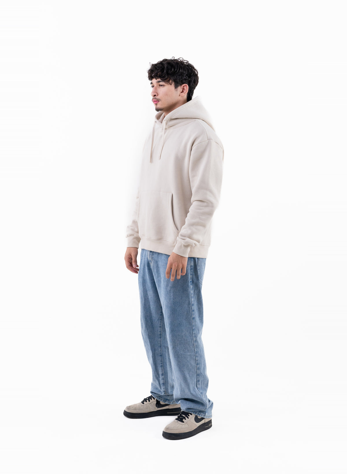 color:vanilla beige